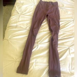 Lululemon leggings, size 2 in lavender